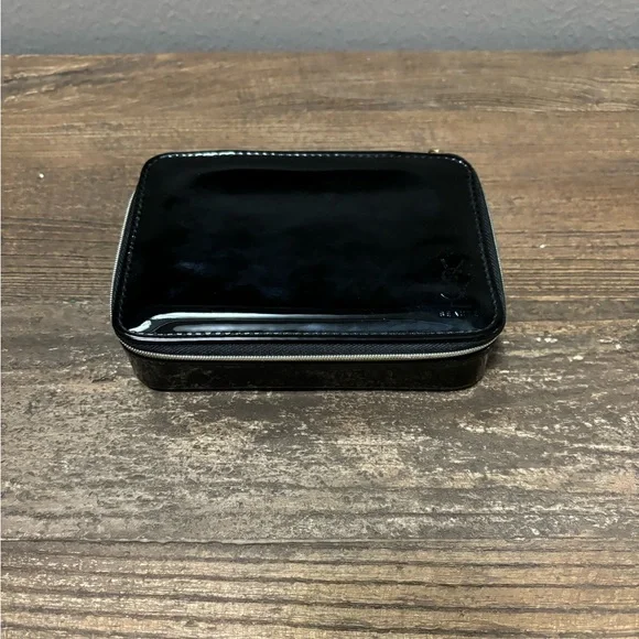 YSL Yves Saint Laurent Travel Zipper Cosmetic Case w/ Primer & Lipstick - New - Picture 2 of 7